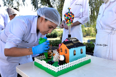 İzmir Bornova'dan istihdama tatlı dokunuş
